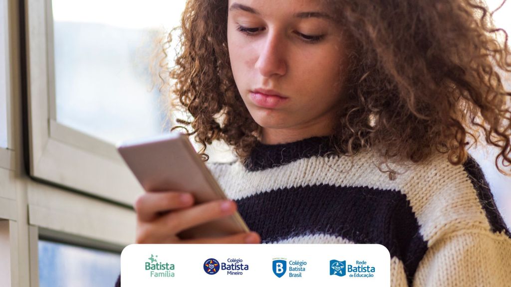 SMARTPHONES ANTES DOS 13 ANOS: O QUE ESTÁ EM JOGO NA SAÚDE MENTAL DOS NOSSOS&nbsp;FILHOS